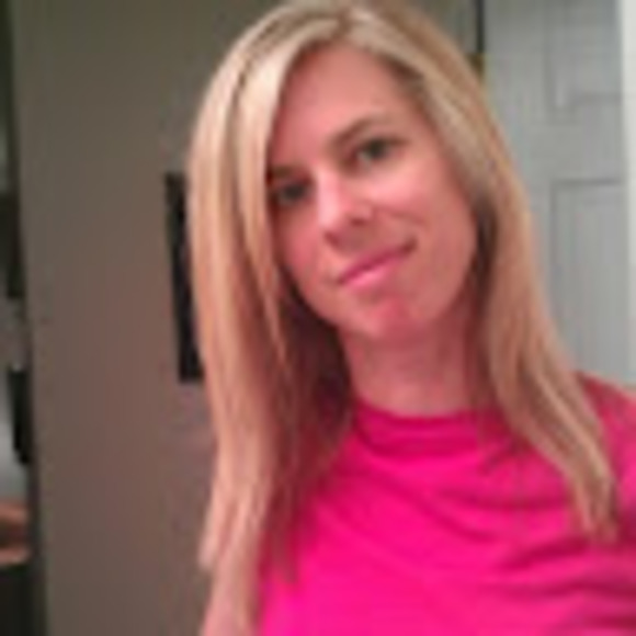 Meet your Posher, Emily - Picture 1 of 1